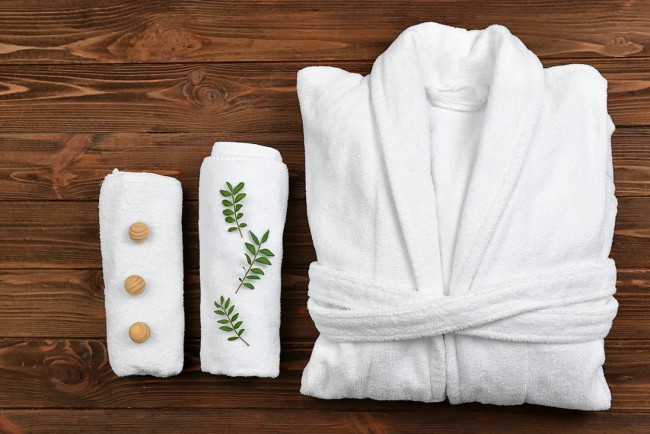 Bademantel und Saunatücher des Hotel Garni Lärchenhof